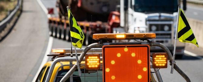 Oversize Load Signs for Pilot Cars: Requirements and Specifications by State